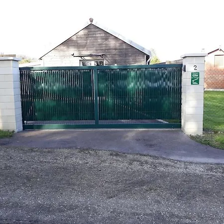 Feriehus Maisonnette Le Verger, D'orient, Nigloland. La Loge-aux-Chevres